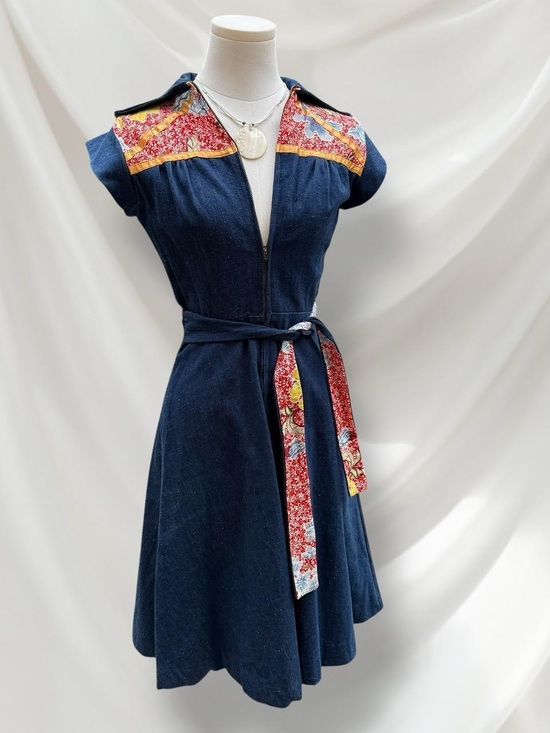 Dresses & Skirts - Navy Floral-Trim Fit & Flare Dress with Belt